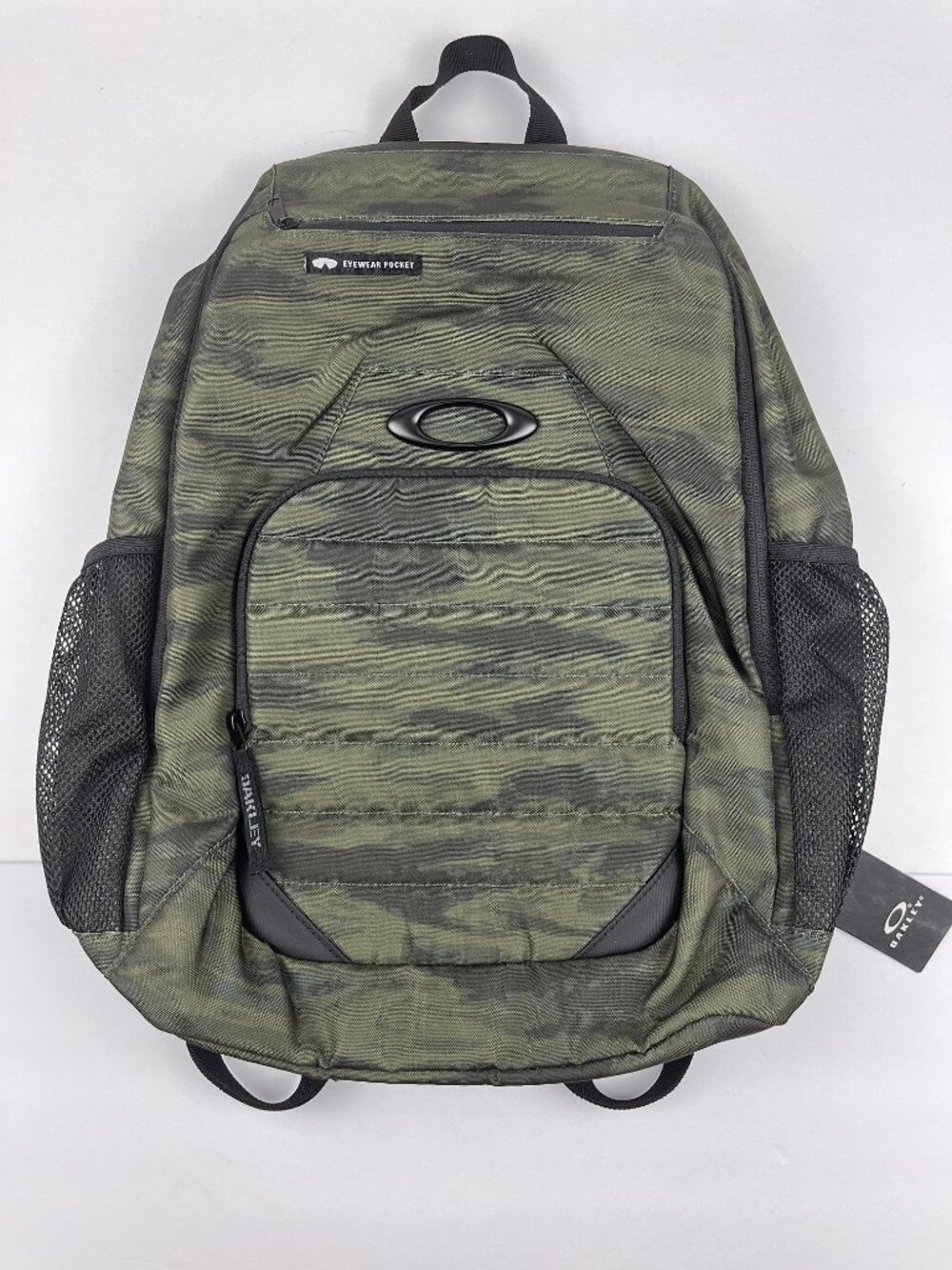 Oakley Backback / Laptop / Travel Bag Camo Green - NEW - Picture 2 of 11